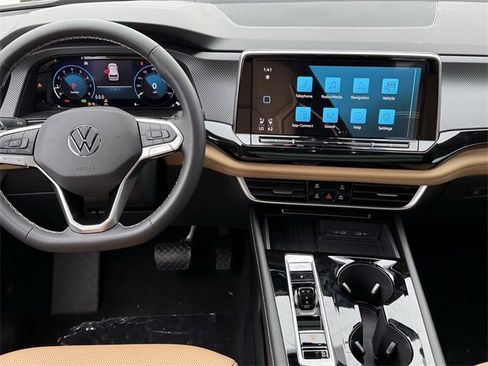 New 2026 Volkswagen Atlas Cross Sport SEL image 9