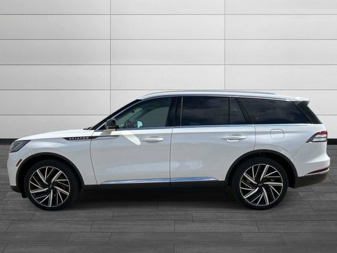 Used 2025 Lincoln Aviator Reserve w/ Equipment Group 201A AWD/4WD image 6