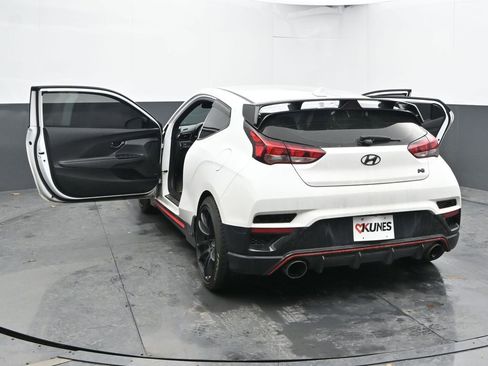 Used 2021 Hyundai Veloster N image 50
