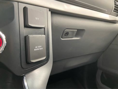 Used 2022 Ford F150 XLT w/ Equipment Group 302A High image 29