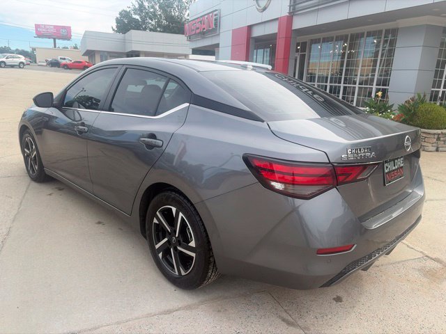 Used 2024 Nissan Sentra SV FWD image 8