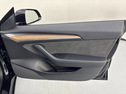 Used 2022 Tesla Model 3 image 44