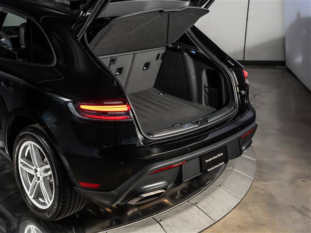 Used 2026 Porsche Macan AWD/4WD image 31