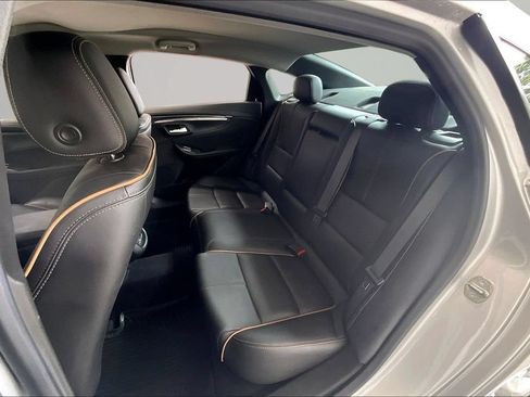 Used 2019 Chevrolet Impala Premier FWD image 21