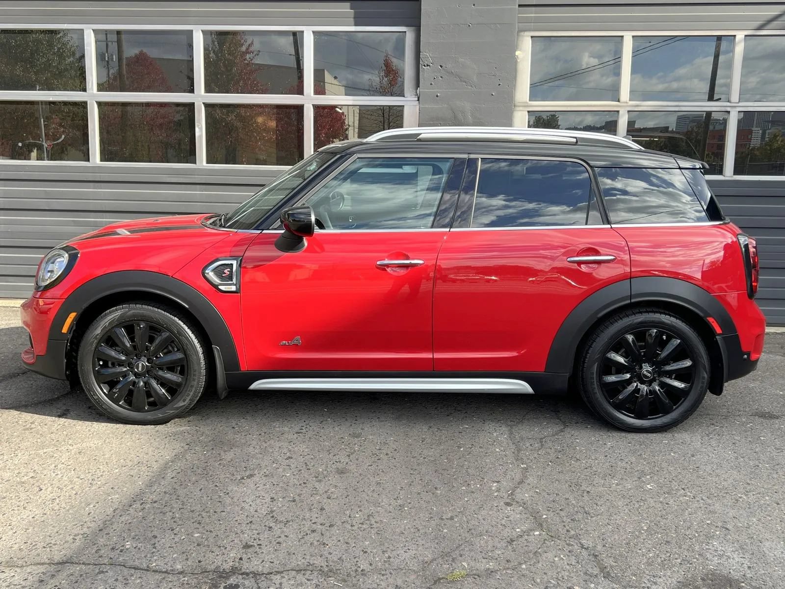 Used 2020 MINI Cooper Countryman S w/ Storage Package AWD/4WD image 2