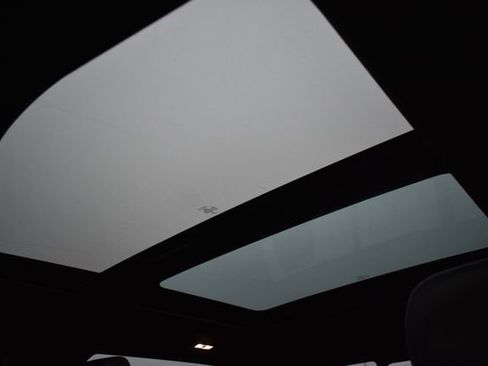 Used 2020 Ford F150 Lariat w/ Equipment Group 502A Luxury image 42