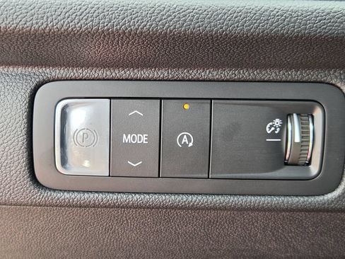Used 2026 Chevrolet Traverse High Country w/ LPO, Floor Liner Package FWD image 24