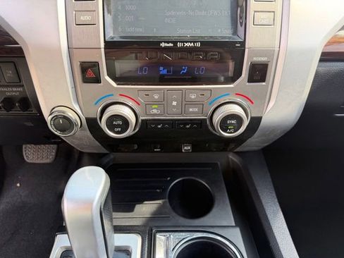 Used 2016 Toyota Tundra Limited w/ Limited Premium Package AWD/4WD image 17