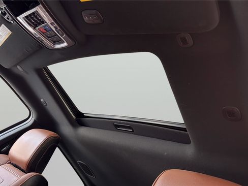 Used 2024 RAM 2500 Limited w/ Safety Group AWD/4WD image 17