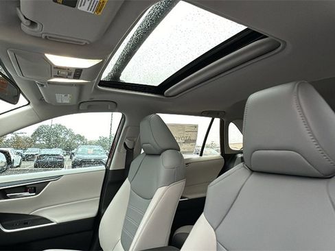 New 2025 Toyota RAV4 XLE Premium image 19