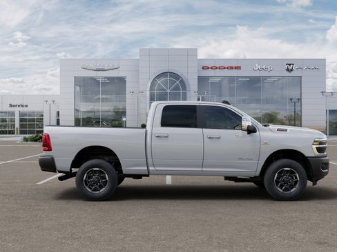 New 2025 RAM 2500 Laramie w/ Towing Technology Group image 35