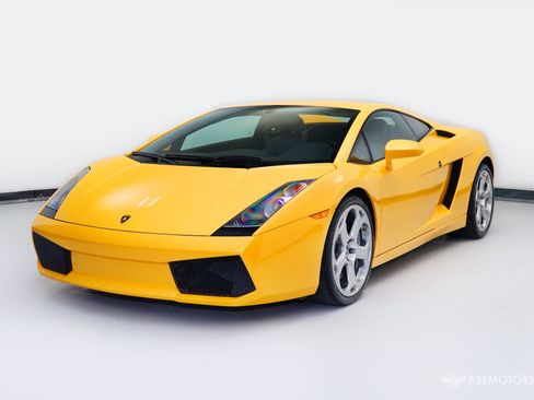 Used 2005 Lamborghini Gallardo AWD/4WD image 2