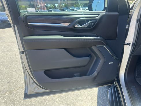 Used 2021 GMC Yukon Denali w/ Advanced Technology Package RWD image 27