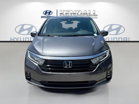 Used 2023 Honda Odyssey Touring image 2