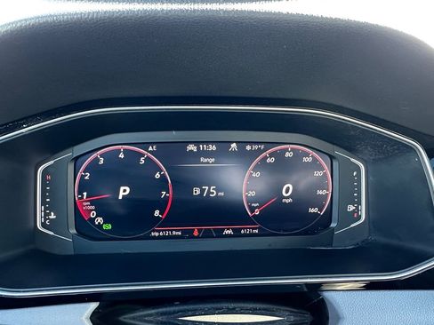 Used 2025 Volkswagen Jetta GLI Autobahn w/ GLI Black Package image 13