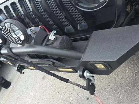 Used 2021 Jeep Wrangler Unlimited Sport AWD/4WD image 11