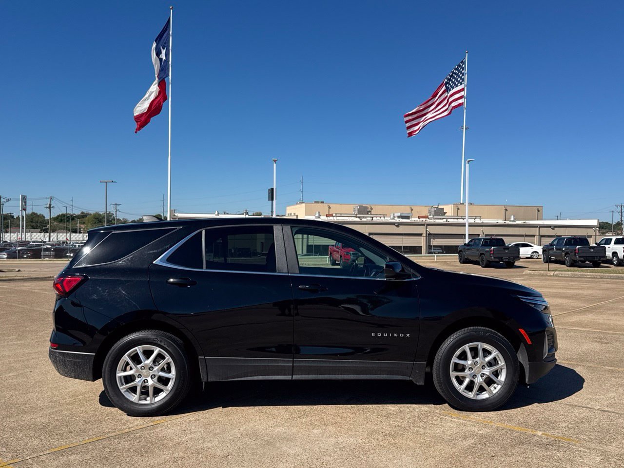 Used 2024 Chevrolet Equinox LT AWD/4WD image 27