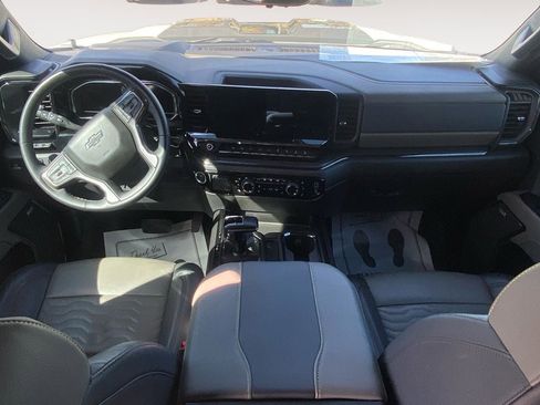 Used 2024 Chevrolet Silverado 1500 ZR2 w/ Technology Package image 21