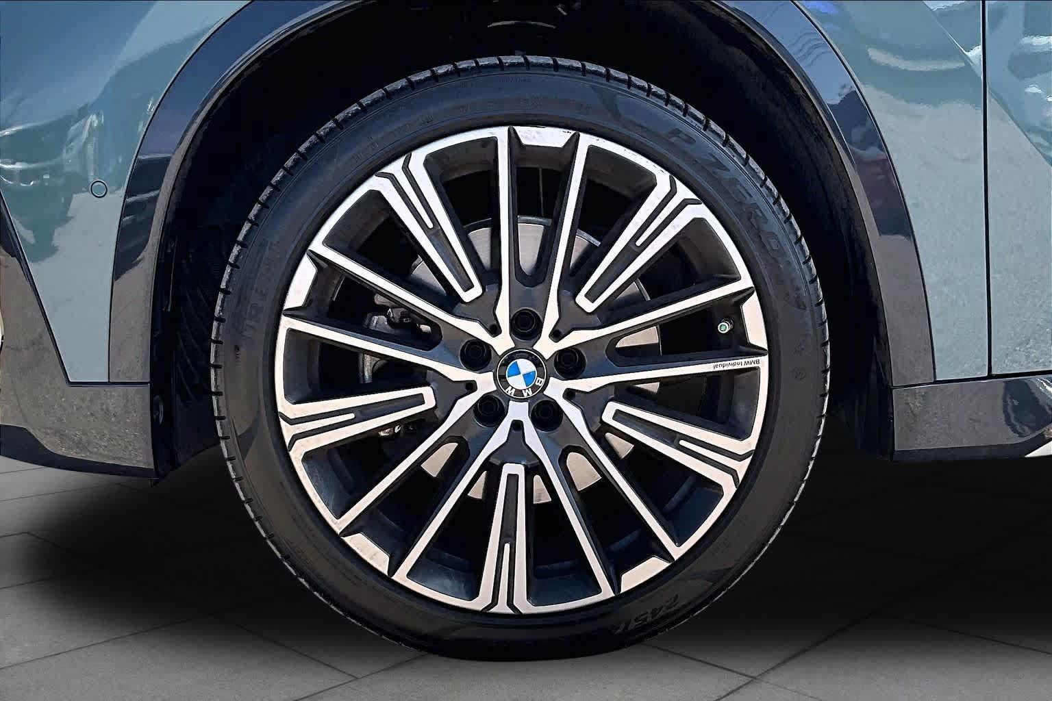 Used 2024 BMW X1 xDrive28i w/ Convenience Package AWD/4WD image 11