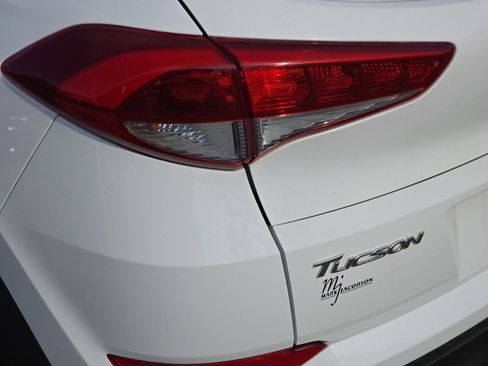 Used 2016 Hyundai Tucson SE w/ Option Group 02 image 33