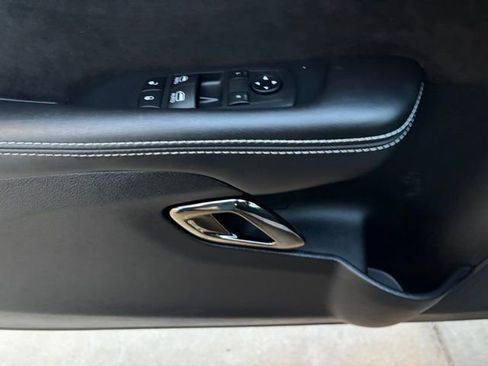 Used 2020 Dodge Challenger SRT Hellcat Redeye image 11