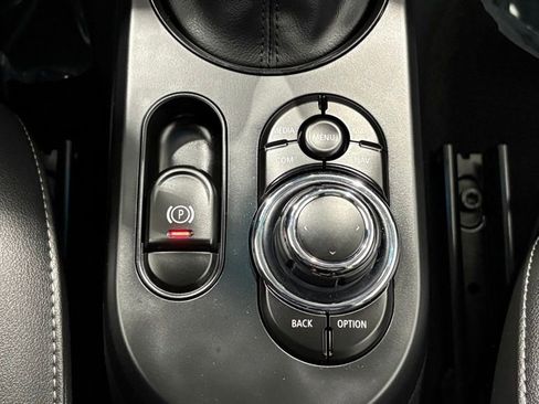 Used 2023 MINI Cooper SE image 30