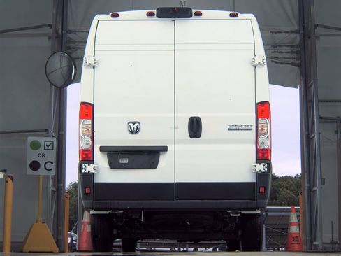 Used 2023 RAM ProMaster 3500 FWD image 5