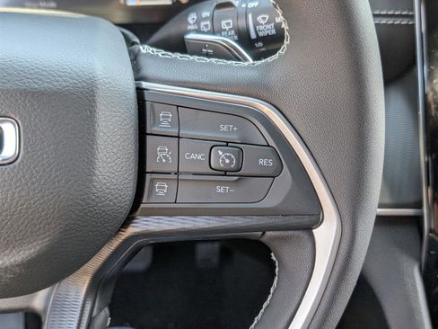 New 2025 Jeep Grand Cherokee L Laredo w/ Luxury Tech Group I image 19