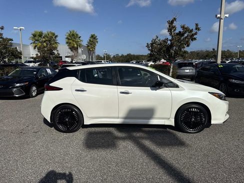 Certified 2025 Nissan Leaf SV Plus image 2