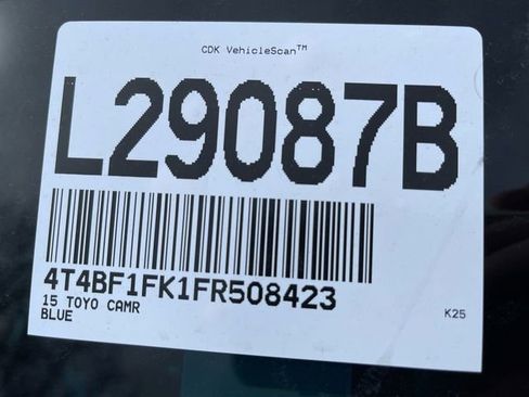 Used 2015 Toyota Camry LE image 7