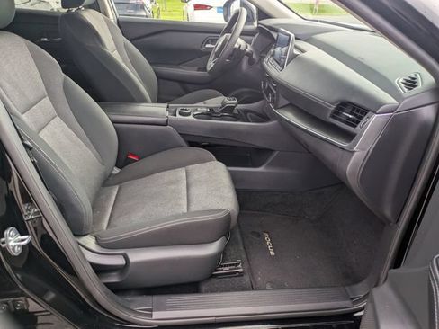 Used 2024 Nissan Rogue SV AWD/4WD image 25