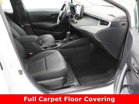 Used 2023 Toyota Corolla LE image 33