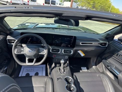 New 2025 Ford Mustang Premium image 17