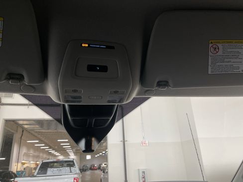 New 2024 Ford Transit 250 148 Medium Roof image 28