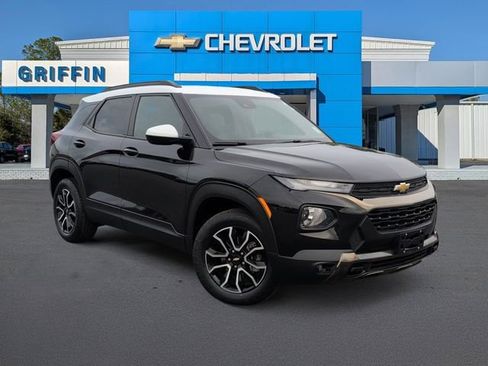 Used 2023 Chevrolet TrailBlazer ACTIV w/ Convenience Package image 1