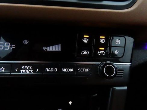 Used 2024 Kia Seltos EX image 26