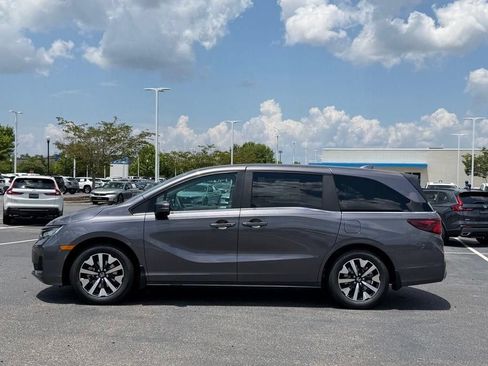 New 2026 Honda Odyssey EX-L image 8