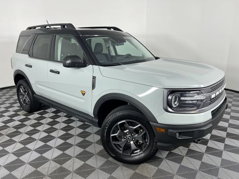 Used 2022 Ford Bronco Sport Badlands AWD/4WD image 2