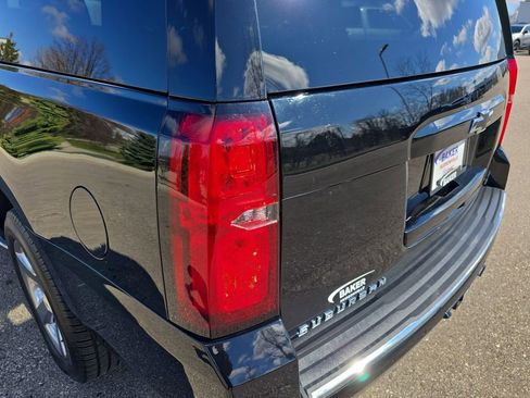 Used 2017 Chevrolet Suburban Premier image 38