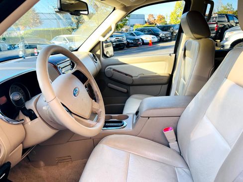 Used 2007 Ford Explorer Eddie Bauer image 12