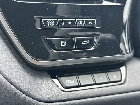 New 2026 Lexus TX 500h AWD image 22