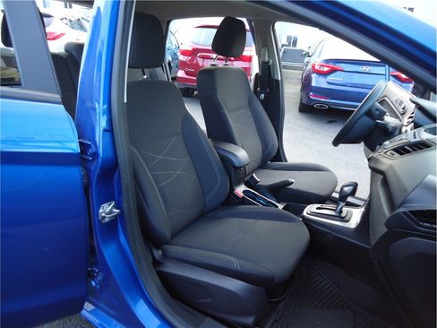 Used 2018 Ford Fiesta SE image 14