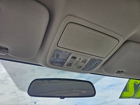 Used 2012 Honda CR-V EX-L image 27