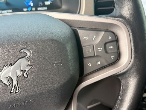 Used 2025 Ford Bronco Outer Banks AWD/4WD image 38