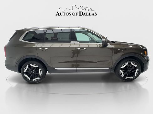 Used 2025 Kia Telluride S AWD/4WD image 11