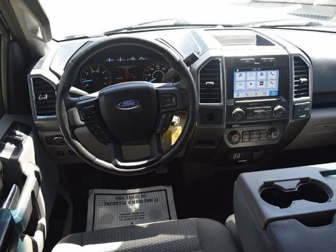 Used 2017 Ford F150 XLT w/ Equipment Group 302A Luxury RWD image 11