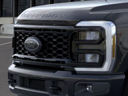 New 2026 Ford F350 Lariat w/ Black Appearance Package image 17