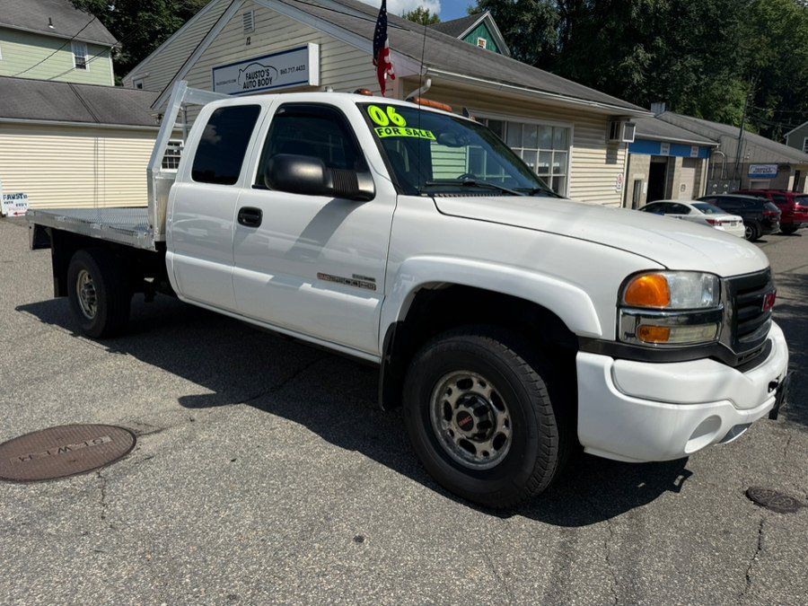 Used 2006 GMC Sierra 2500 SLE w/ Heavy-Duty Power Package AWD/4WD image 6