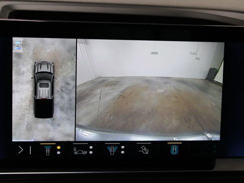 Used 2023 Chevrolet Silverado 1500 LTZ AWD/4WD image 60