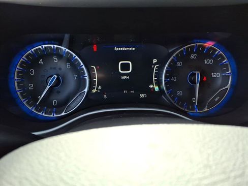 New 2026 Chrysler Voyager LX image 11